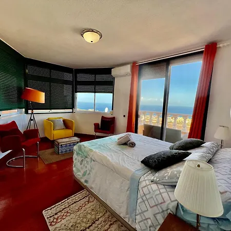 Dana Вилла Адехе